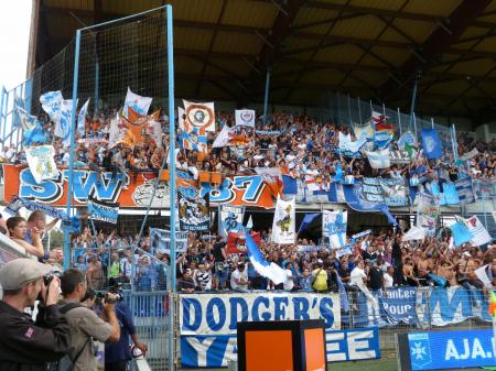 02-AUXERRE-OM 04.jpg